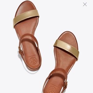 **SOLD** TORY BURCH METALLIC FLAT SANDAL